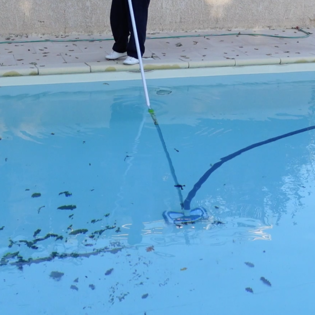 pisciniste crest : entretien de piscine en drôme
